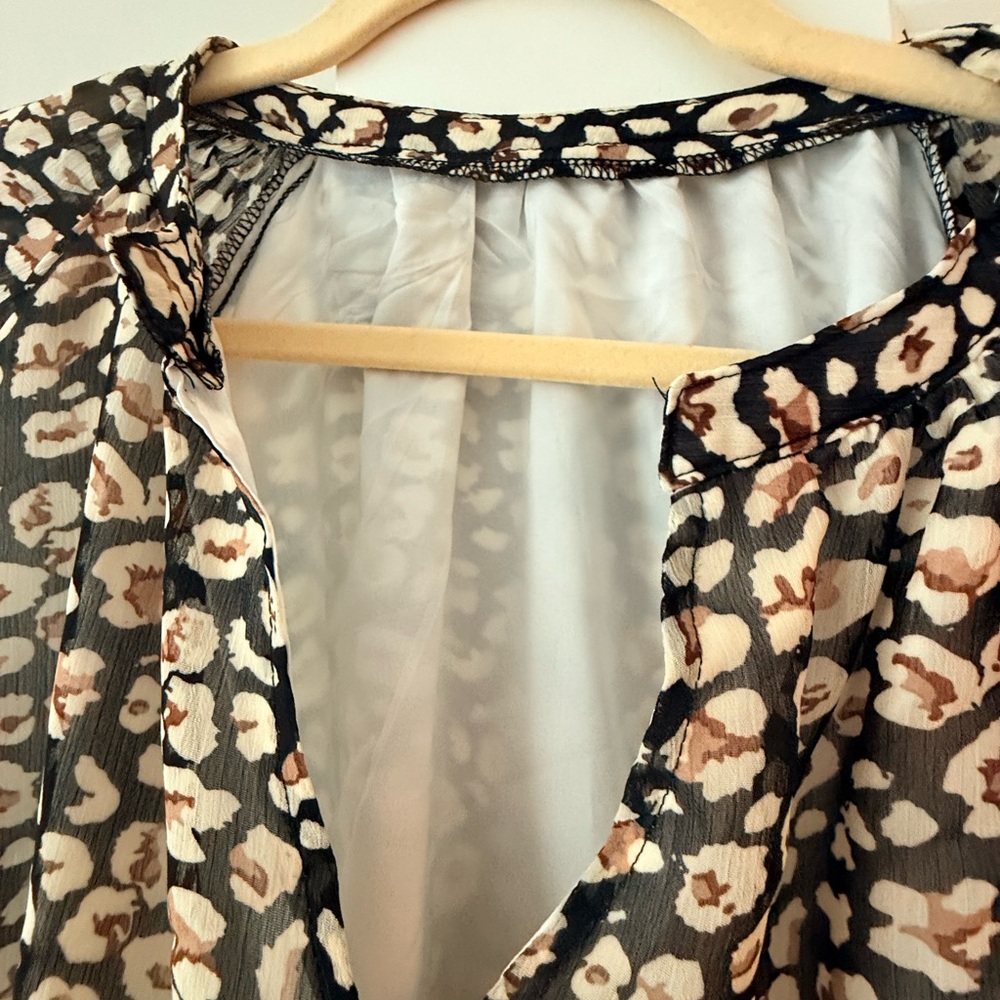 Women's Black and Cream Leopard Print Blouse - Picture 4 of 8